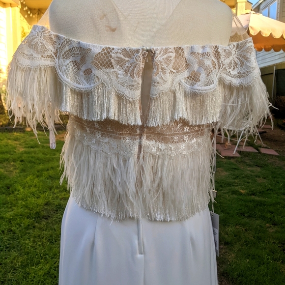 NWT Tadashi Shoji Wedding Gown (Ivory, street size 6, wedding size 8) - Picture 5 of 11